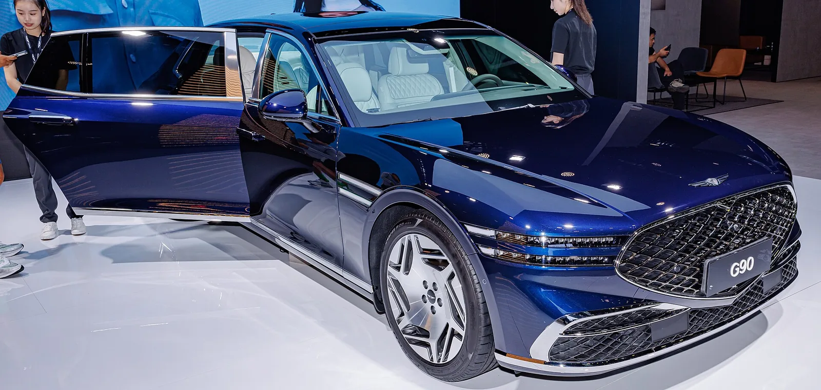 Genesis G90 documented exterior view