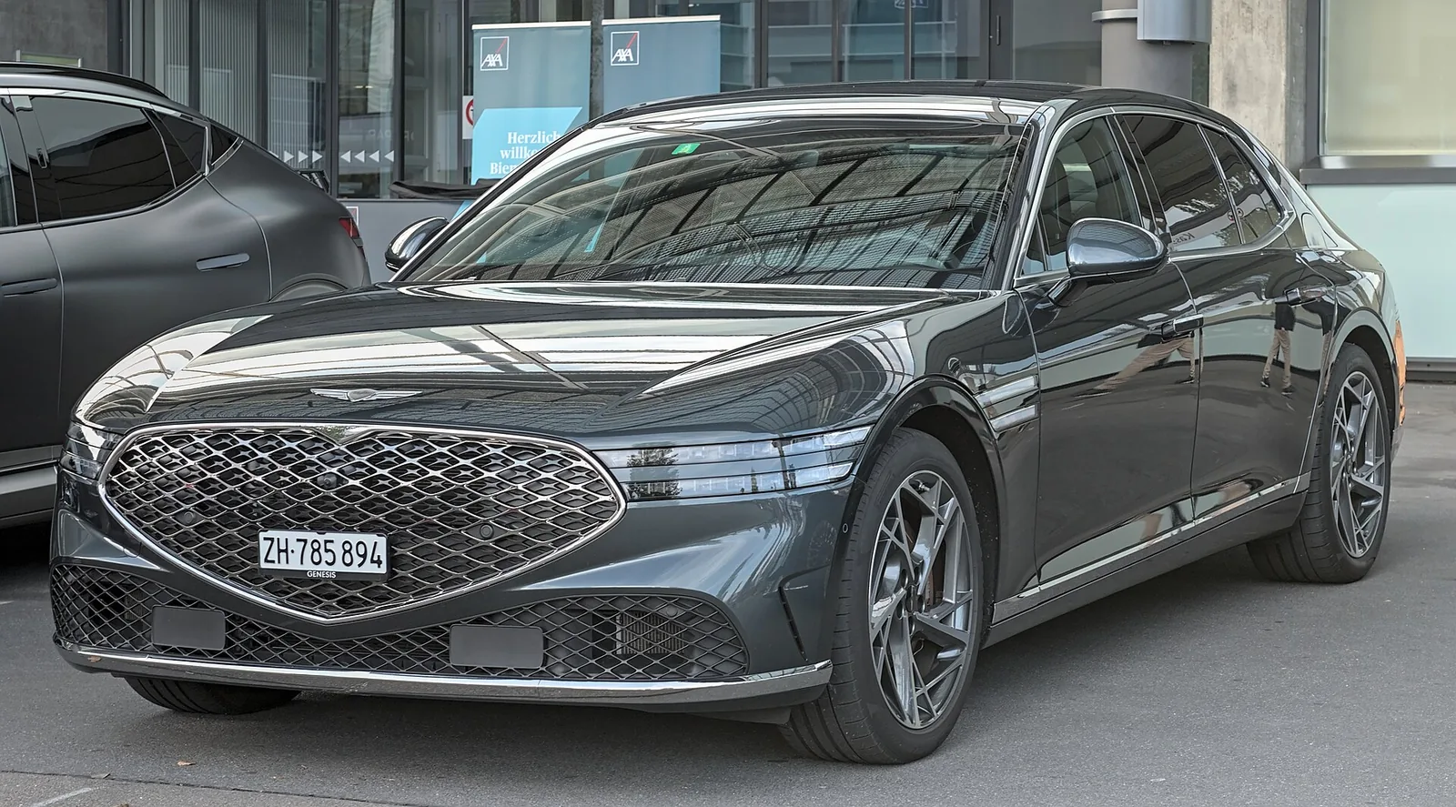 Genesis G90 documented exterior view