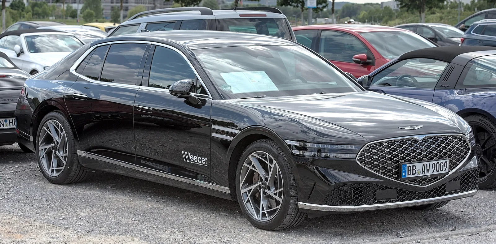 Genesis G90 documented exterior view
