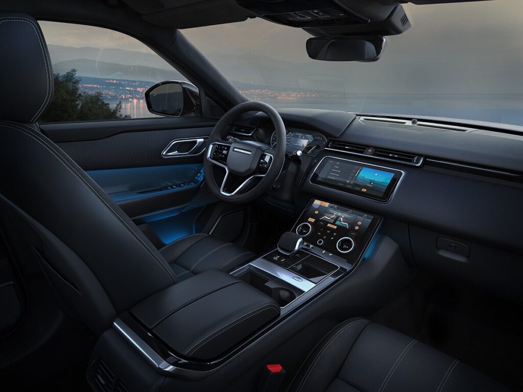 Range Rover Velar interior (before Changed)