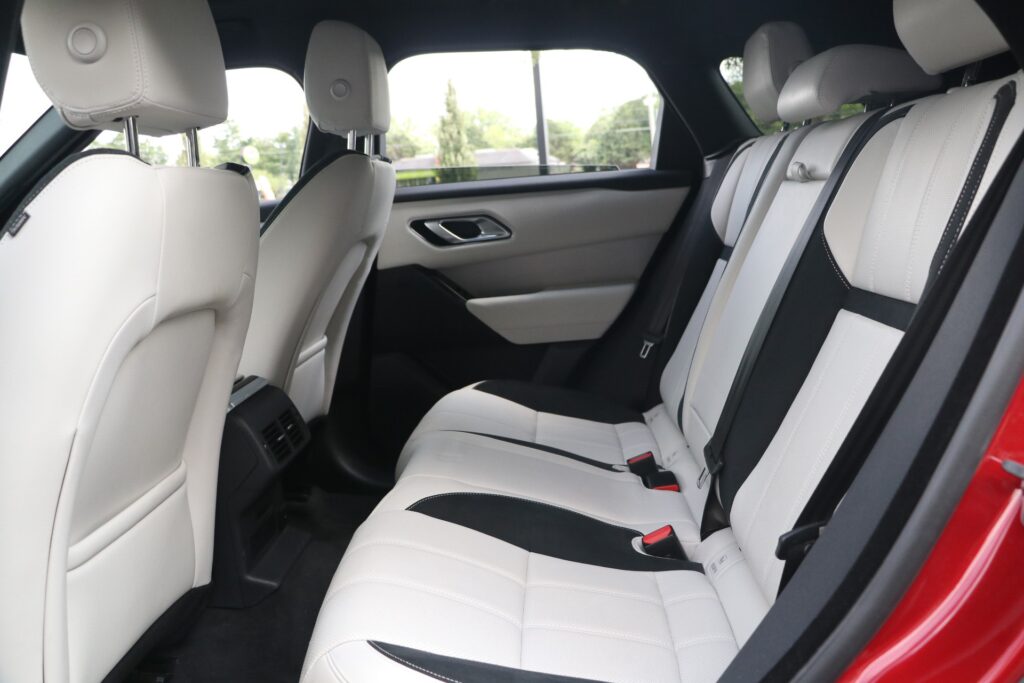 Range Rover Velar RearSeat