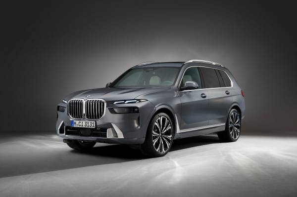 BMW X7 40i