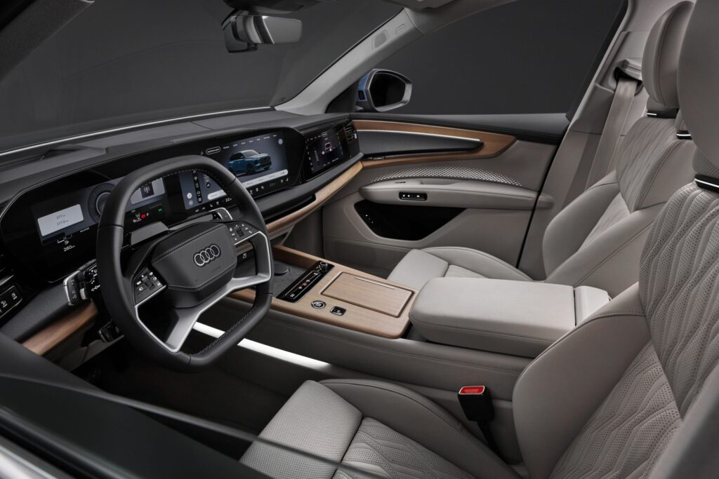 2027 Audi Q7 front seats and cockpit