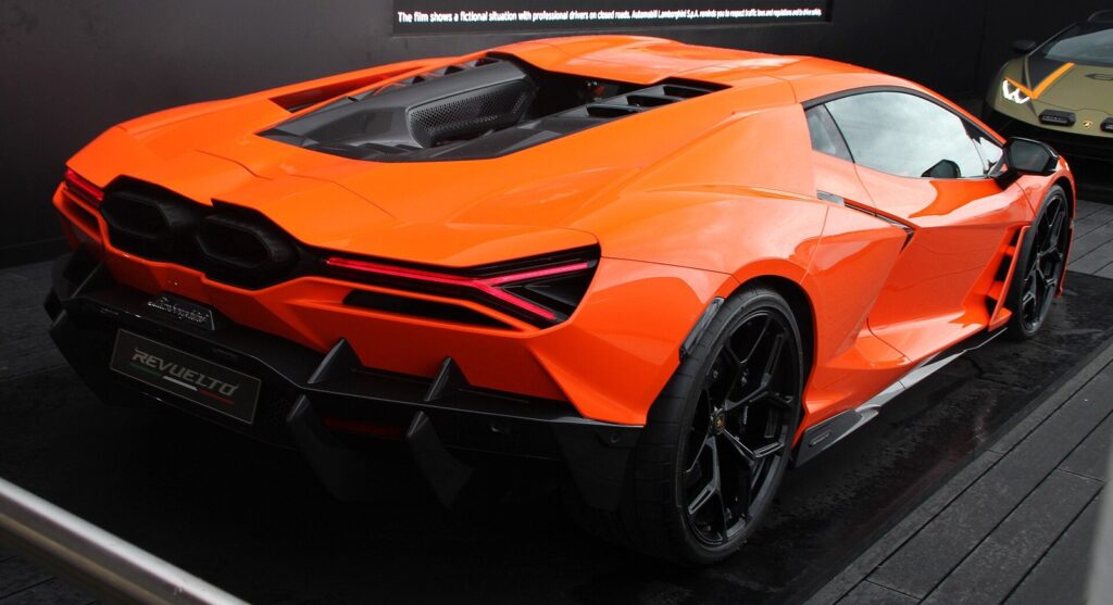 Lamborghini Revuelto rear three-quarter view
