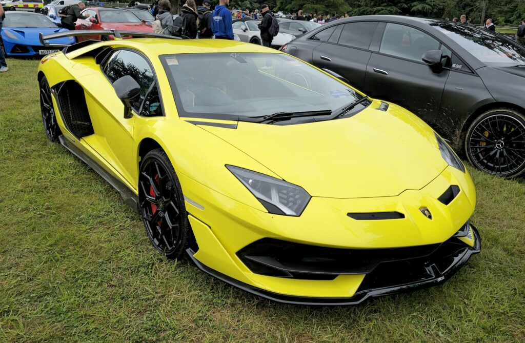 Lamborghini Aventador SVJ rear view