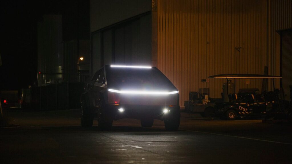Tesla Cybertruck front lightbar detail