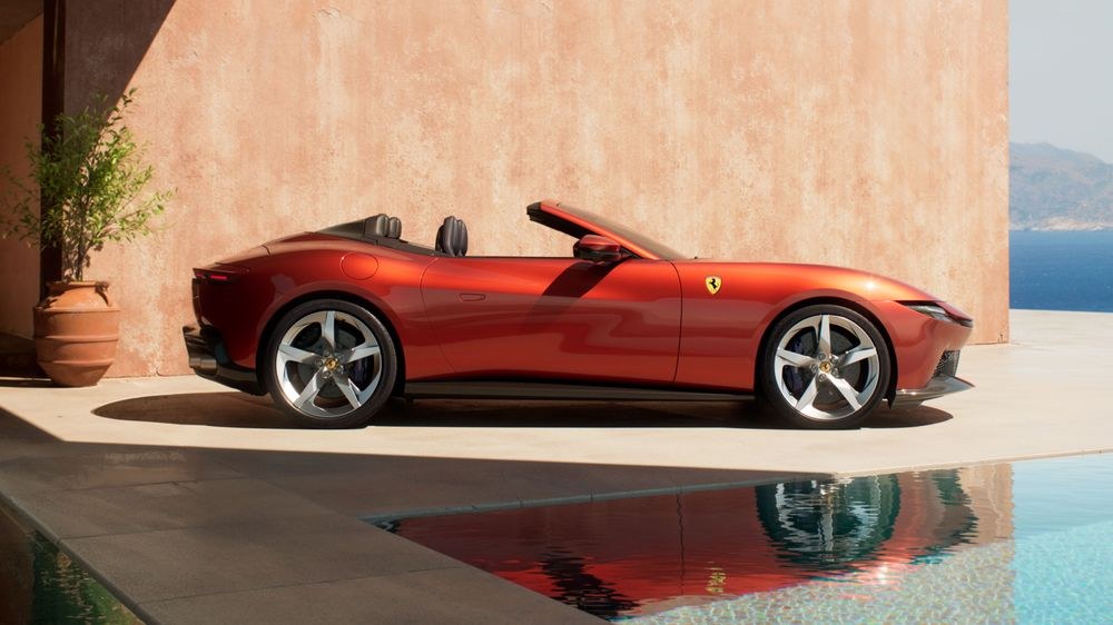 Ferrari Amalfi Spider side view in motion