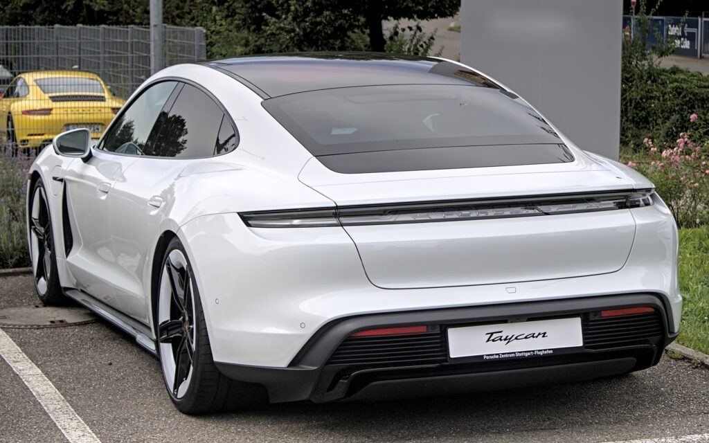 Porsche Taycan side profile