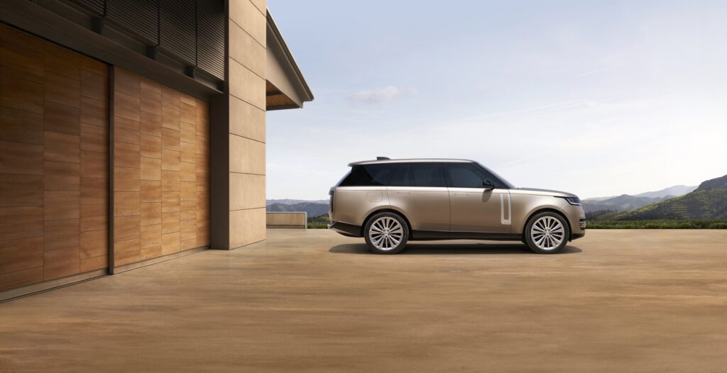 Range Rover P530 exterior road front view