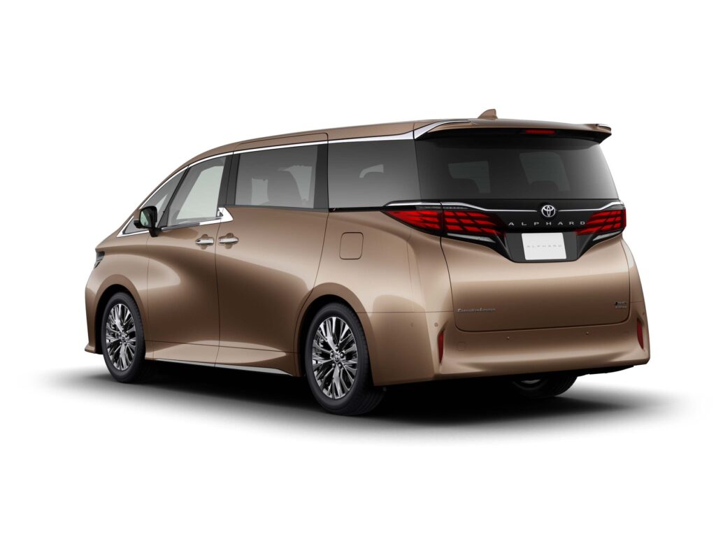 Toyota Alphard PHEV official side view