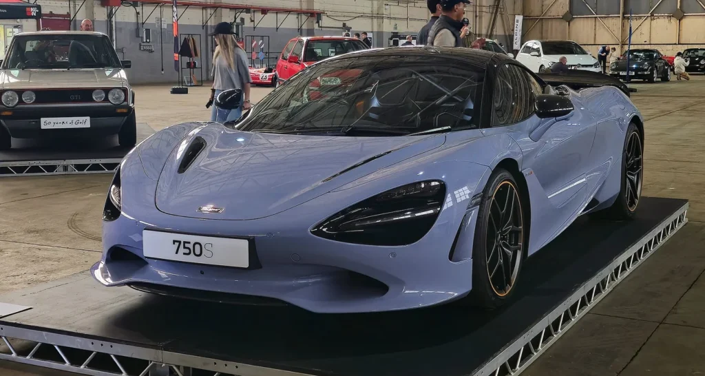 McLaren 750S front view