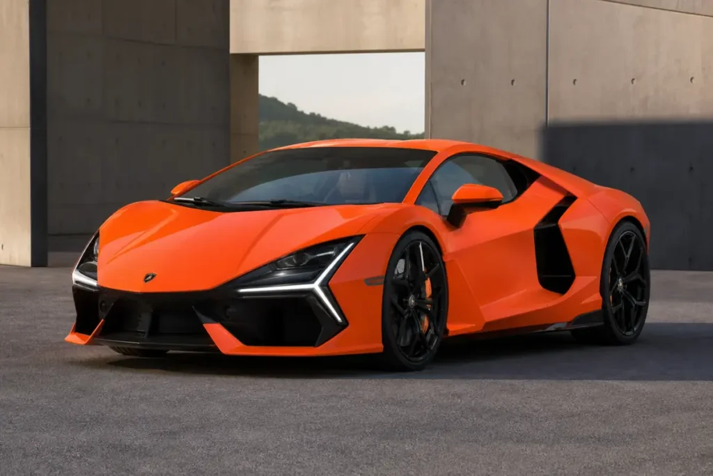 Lamborghini Revuelto