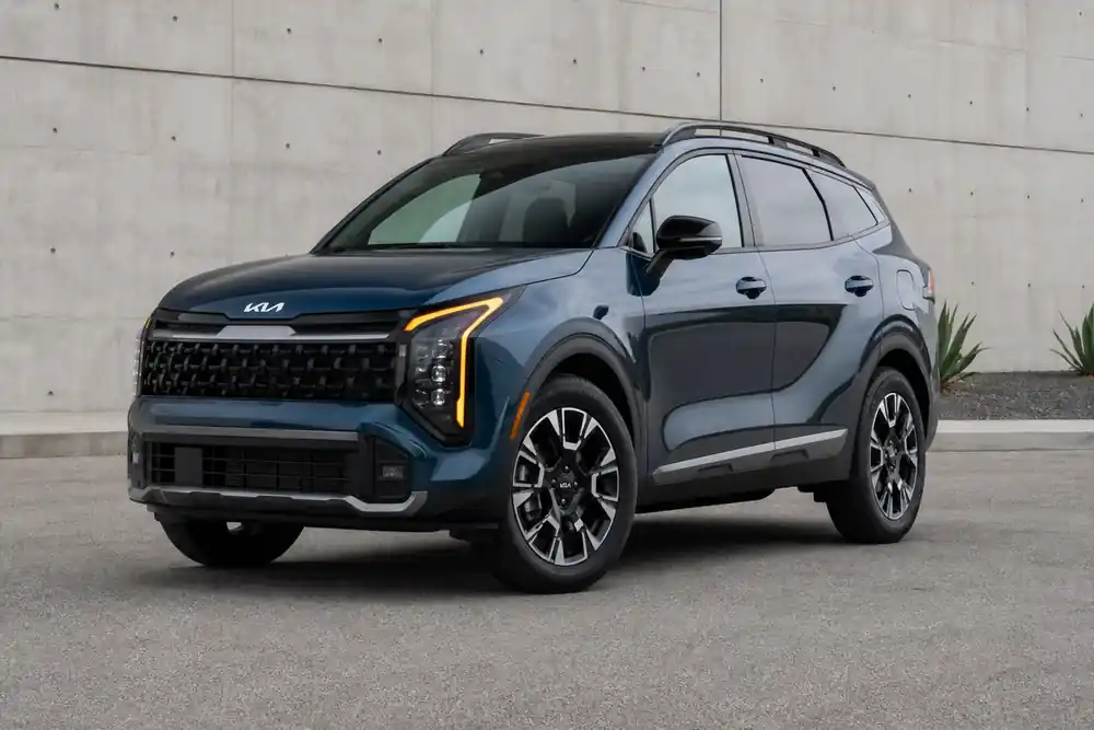 2026 Kia Sportage front three-quarter view