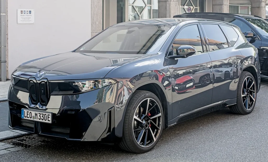 BMW iX3 Neue Klasse front view
