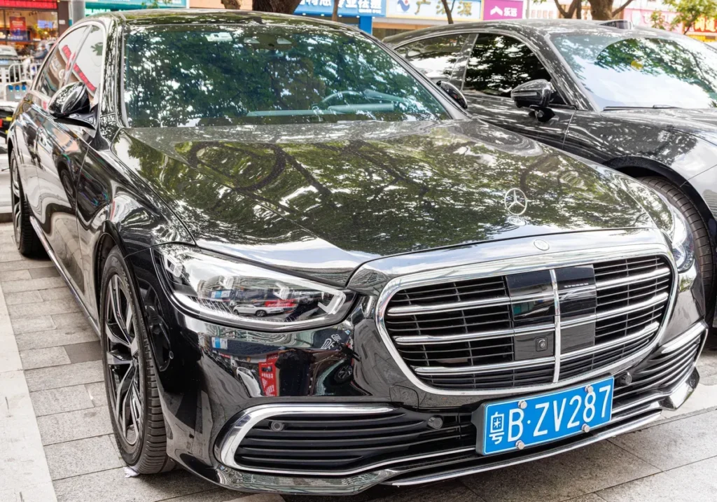Mercedes-Benz S-Class front design detail