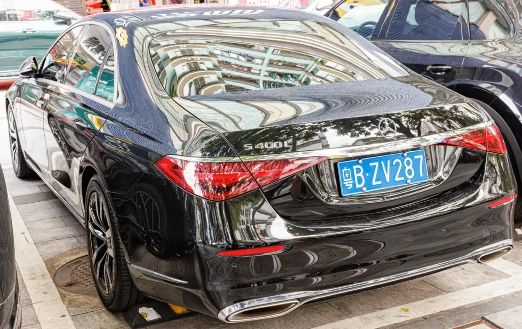 Mercedes-Benz S-Class rear badge detail