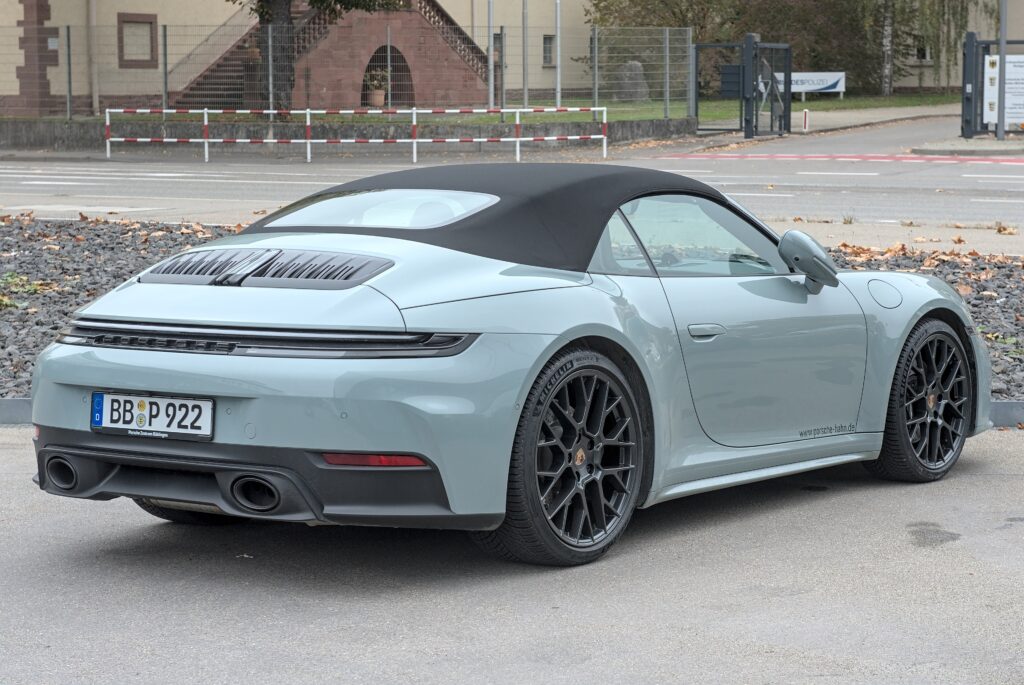Porsche 911 Carrera Cabriolet front view