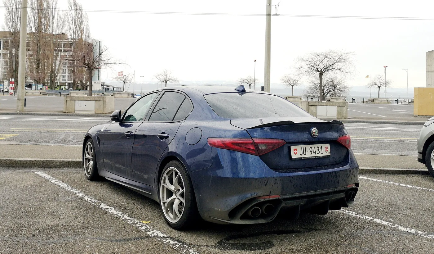 Alfa Romeo Giulia Quadrifoglio (50895090628)