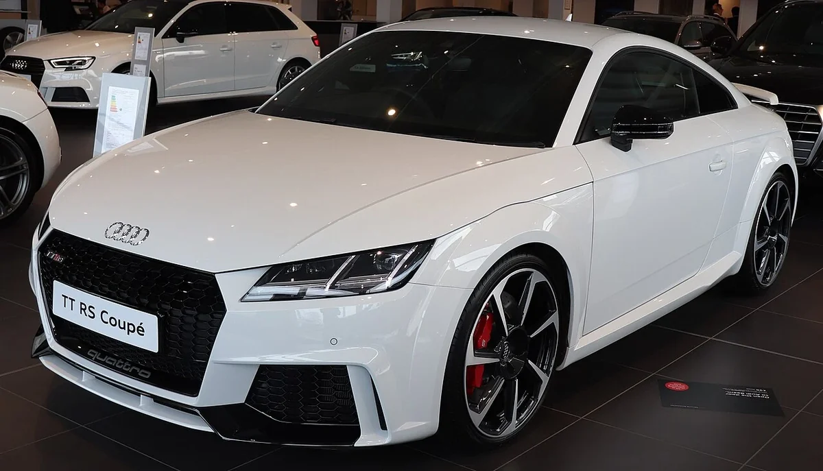 2018 Audi TT RS coupe, representing the early 8S body rather than the later facelift.