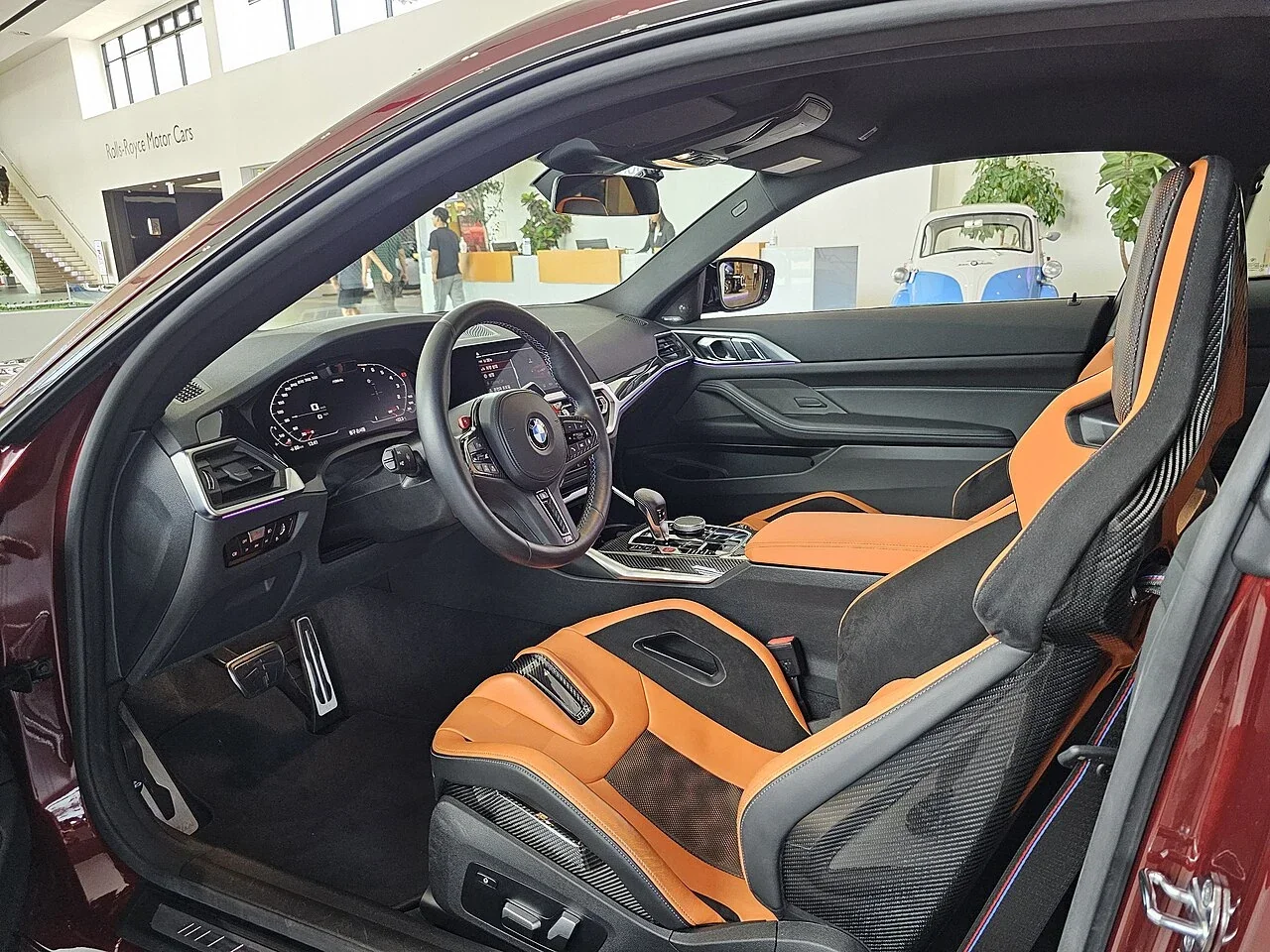 BMW M4 Competition carbon bucket seats