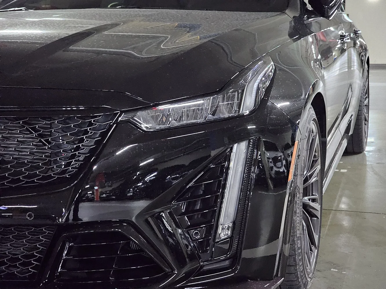 2026 Cadillac CT5-V Blackwing Cadillac CT5-V Blackwing 6DC79 Black Raven (33)