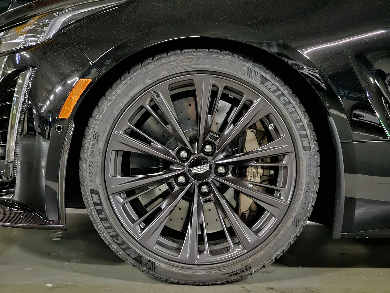 2026 Cadillac CT5-V Blackwing Cadillac CT5-V Blackwing 6DC79 Black Raven (40)