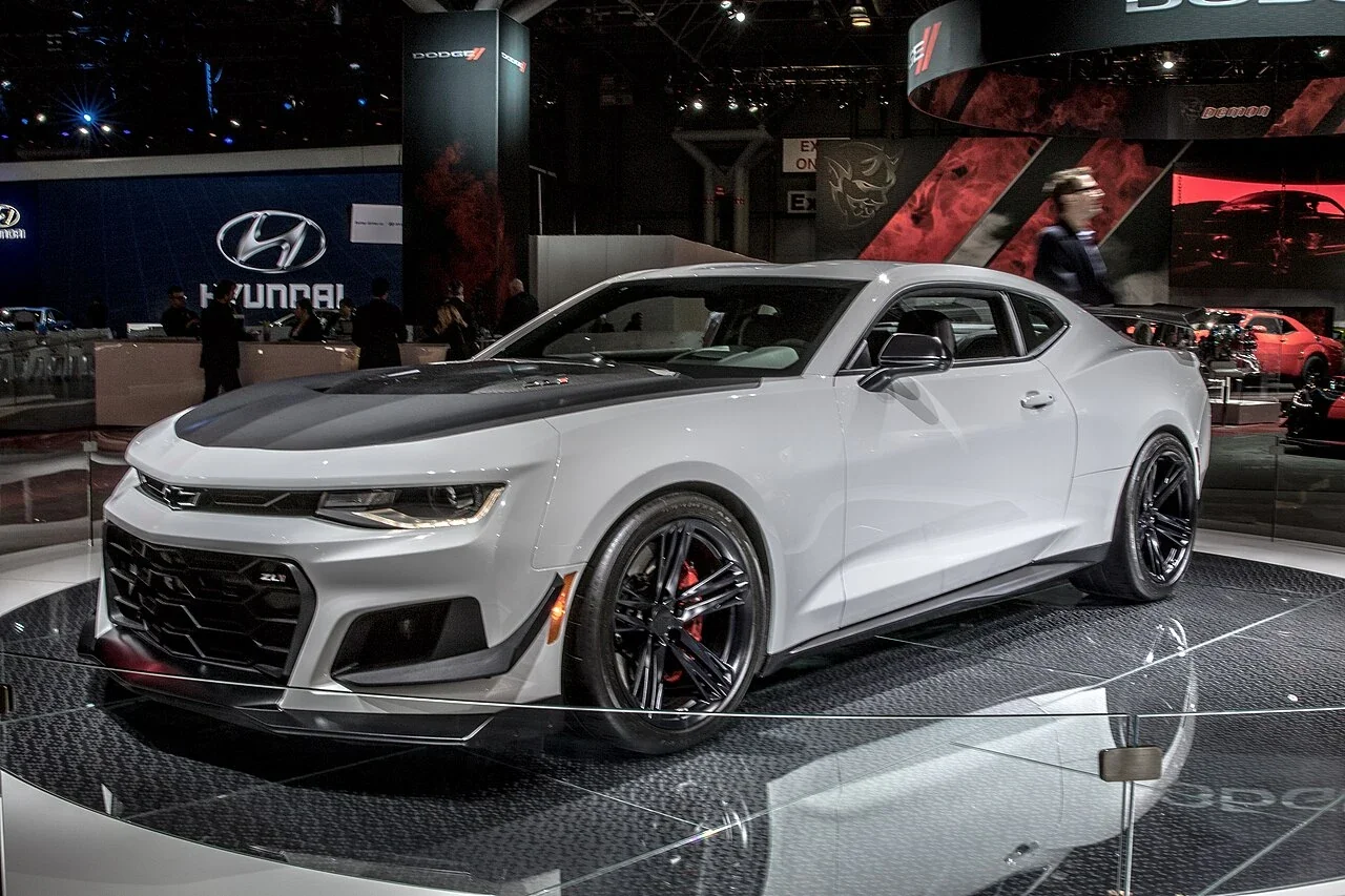 White Camaro ZL1 1LE at the 2017 New York Auto Show