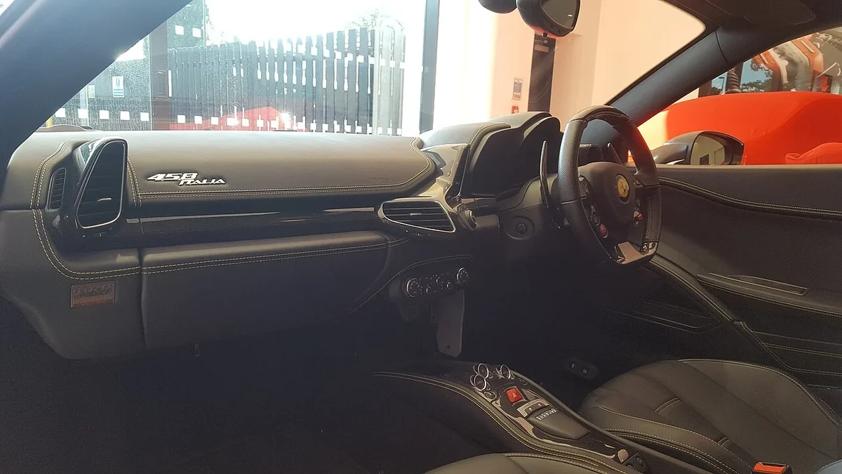 Ferrari 458 Italia passenger cabin and seats