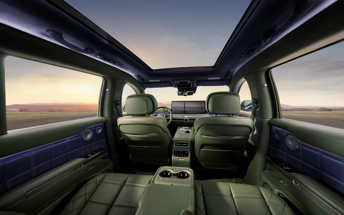 View from the Genesis GV90 rear cabin toward the dashboard