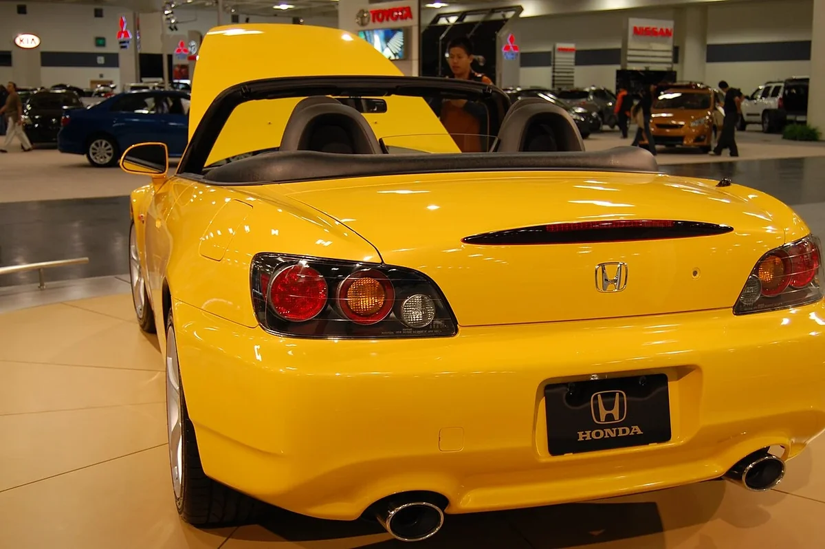 2009 S2000 rear detail