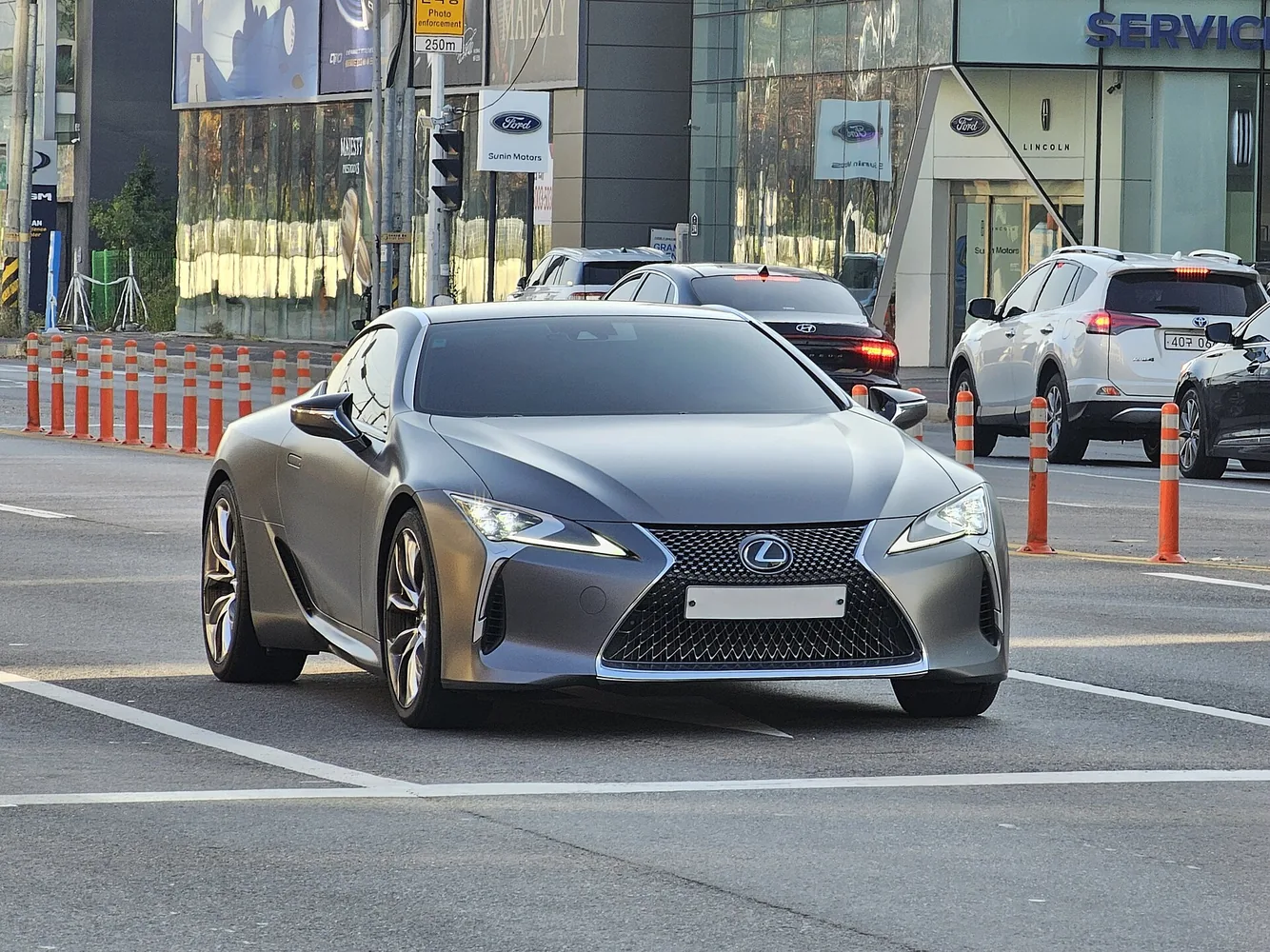 Lexus LC 500 URZ100 Matte Grey (3)