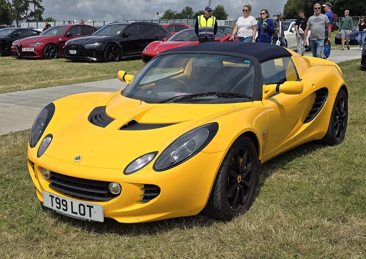 Yellow Lotus Elise 111R with black exterior accents