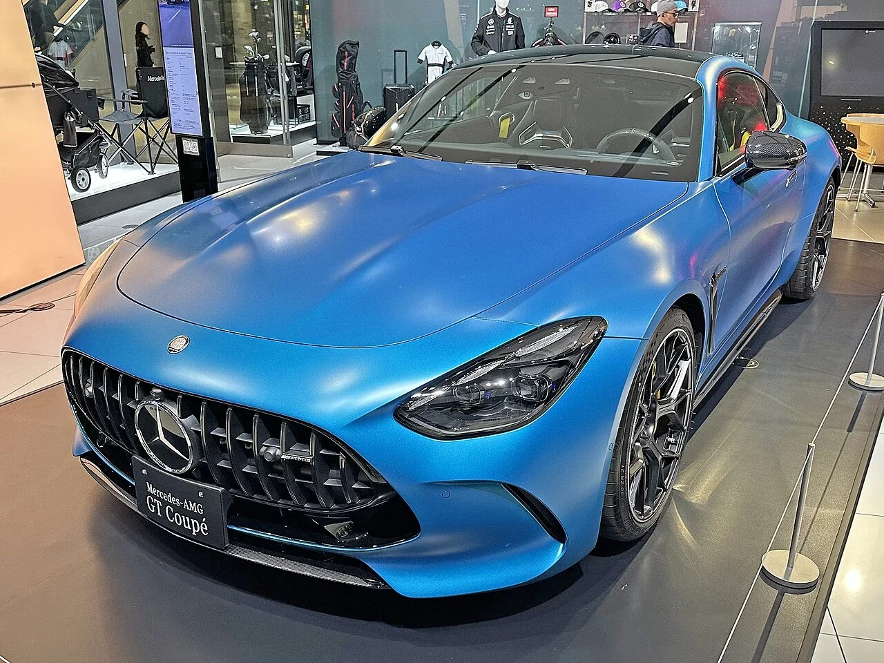 Mercedes-AMG GT 63 C192 front three-quarter view