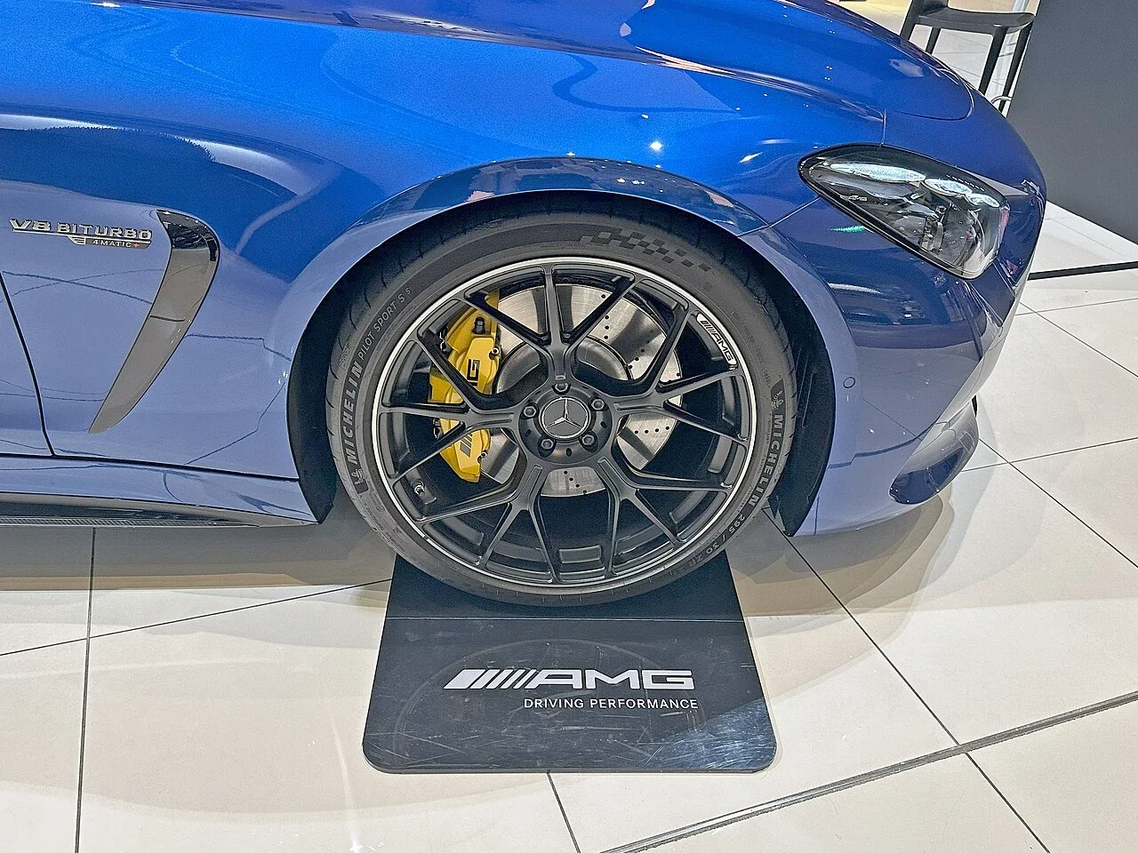 Mercedes-AMG GT 63 wheel and brake detail