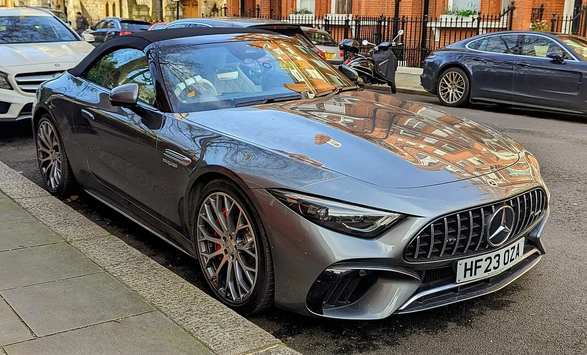 Silver Mercedes-AMG SL 55 4MATIC+