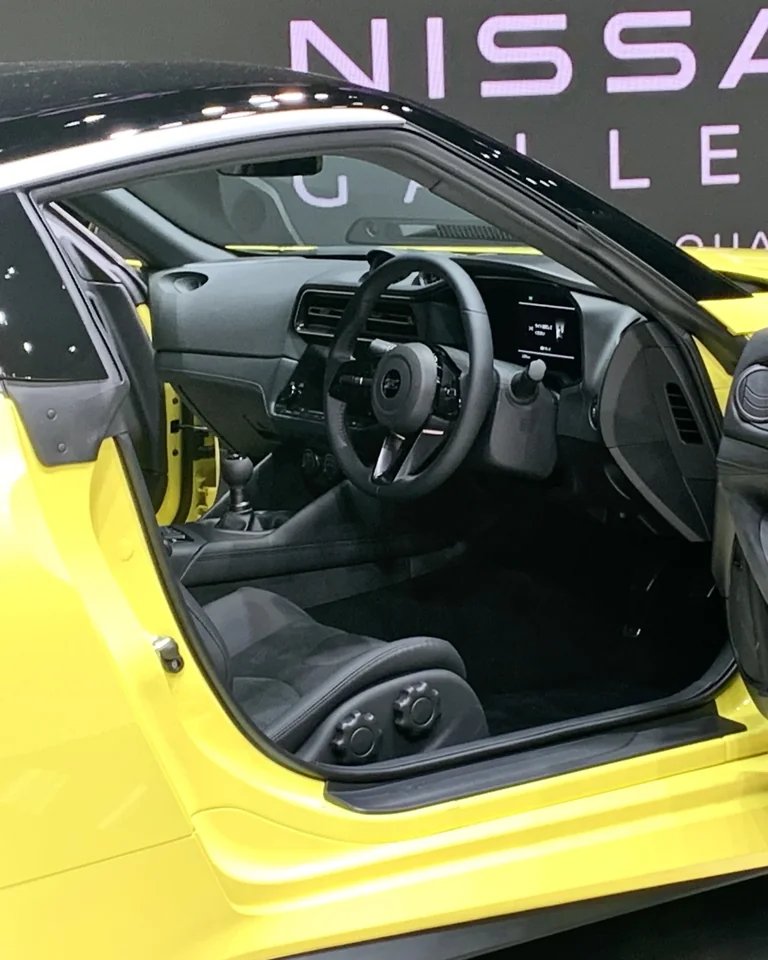 Nissan Fairlady Z driver seat visible through open door