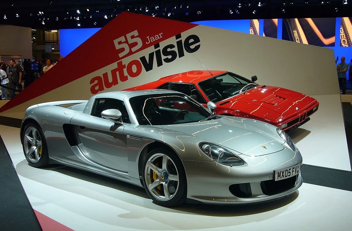 Silver Carrera GT displayed with roof removed