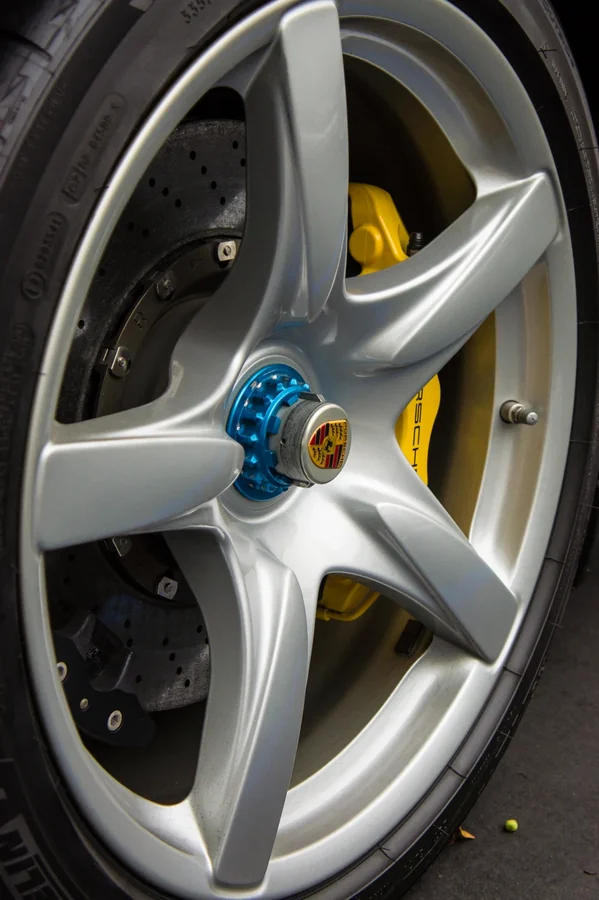 Porsche Carrera GT centre-lock wheel and brake