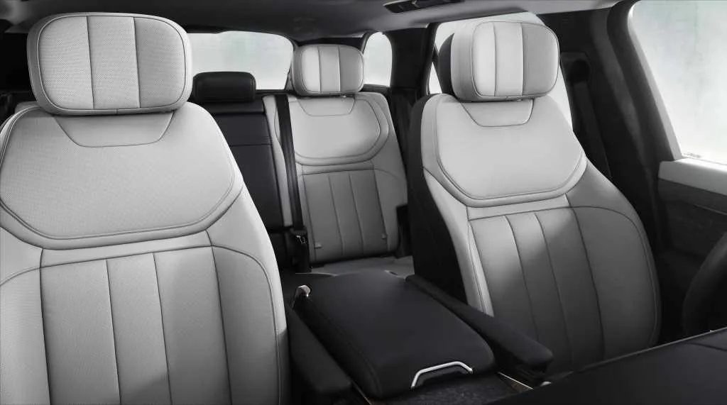 Range Rover Sport front seats and premium interior materials