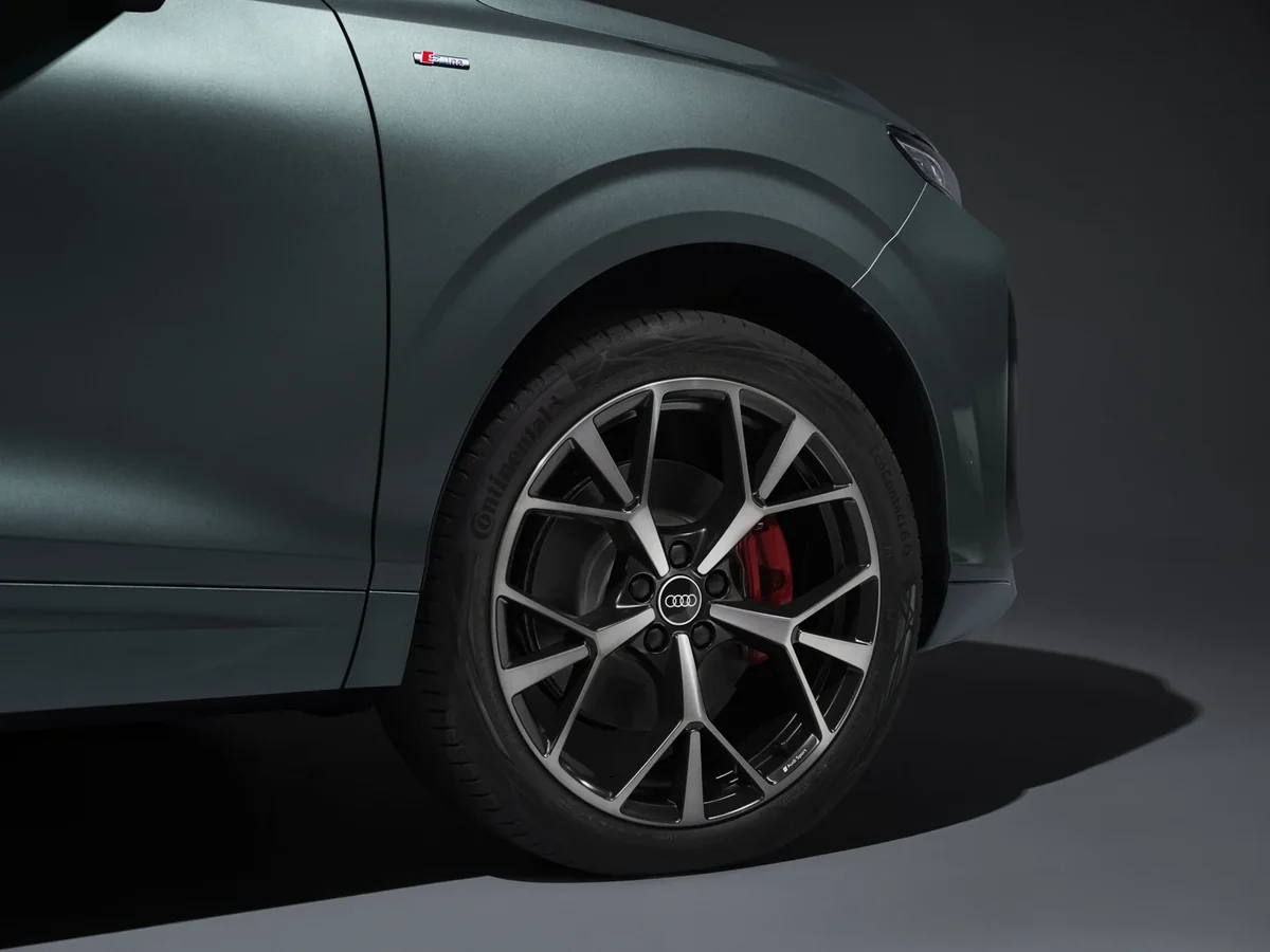 Audi Q3 wheel and tire detail