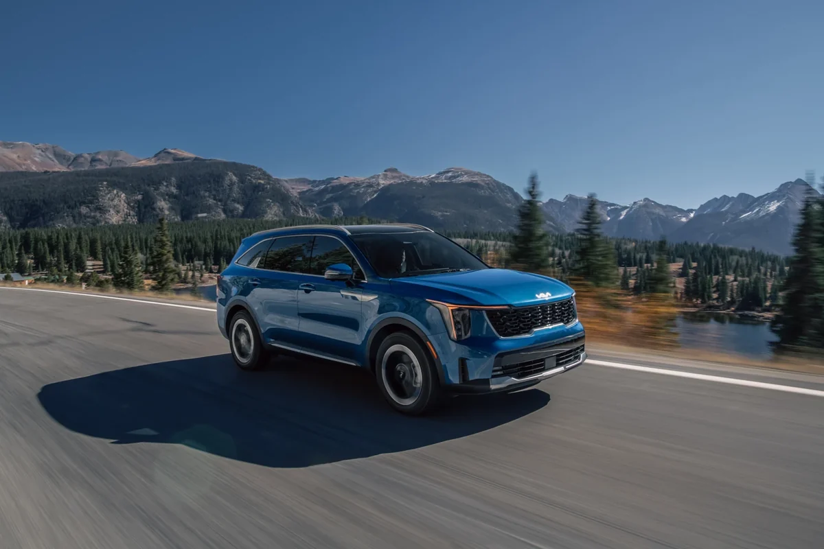 Kia Sorento Hybrid driving on a road