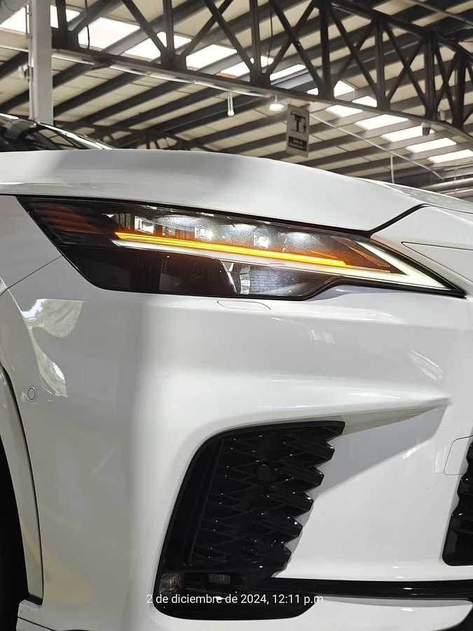 Lexus RX 500h F Sport headlamp detail