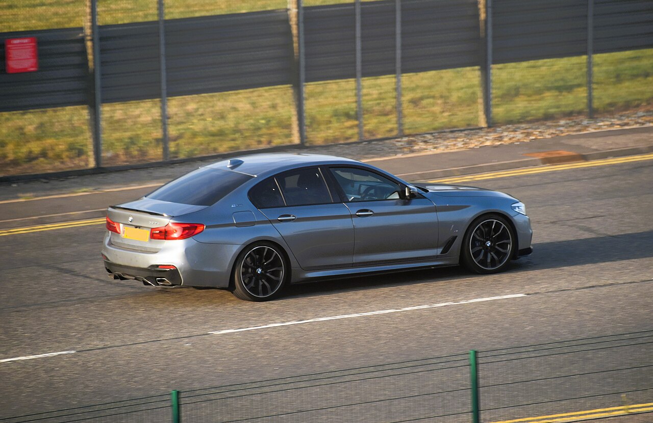 Grey G30 BMW 530e travelling on the road