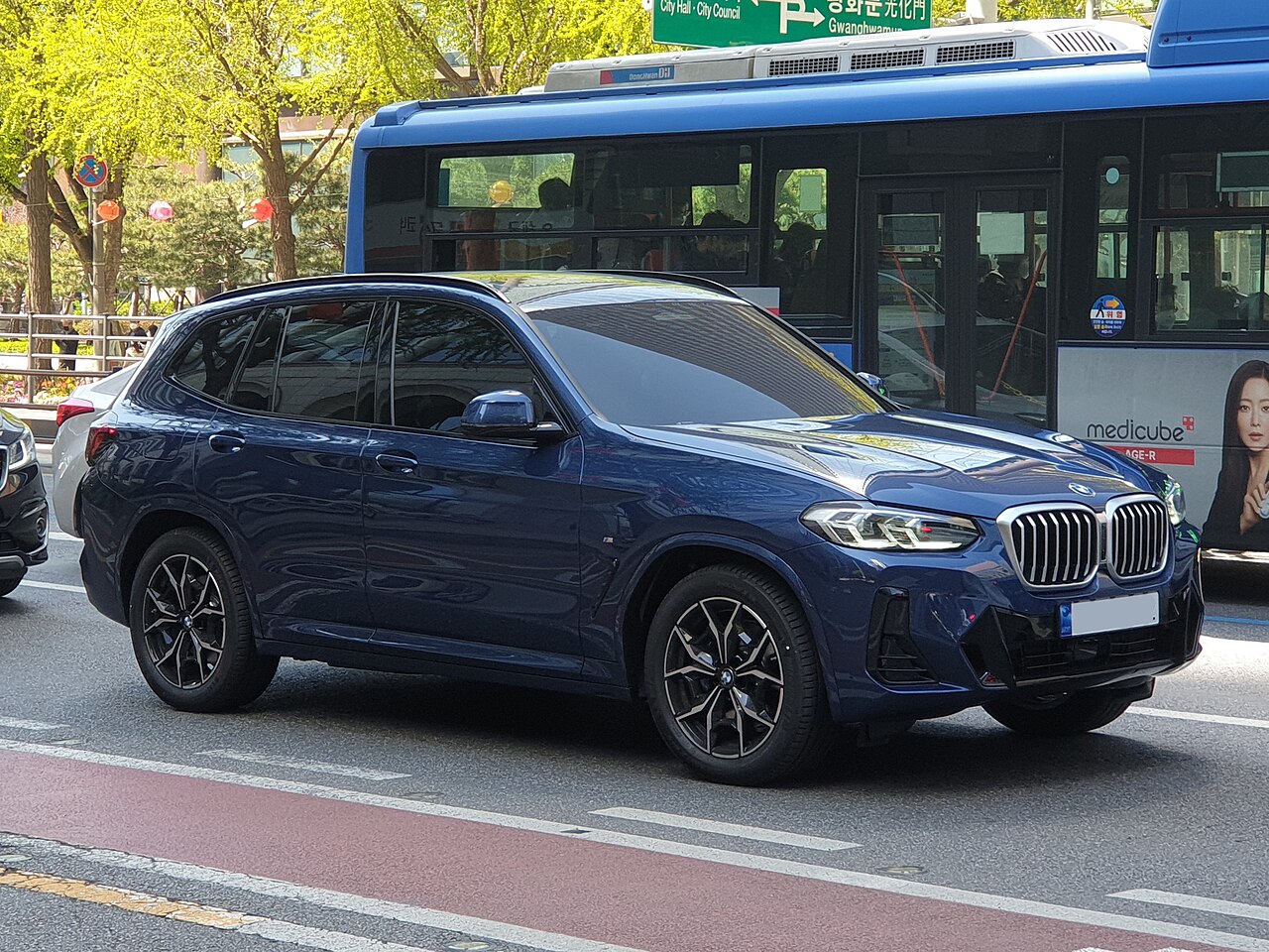Blue facelift BMW X3 xDrive20i G01 front view