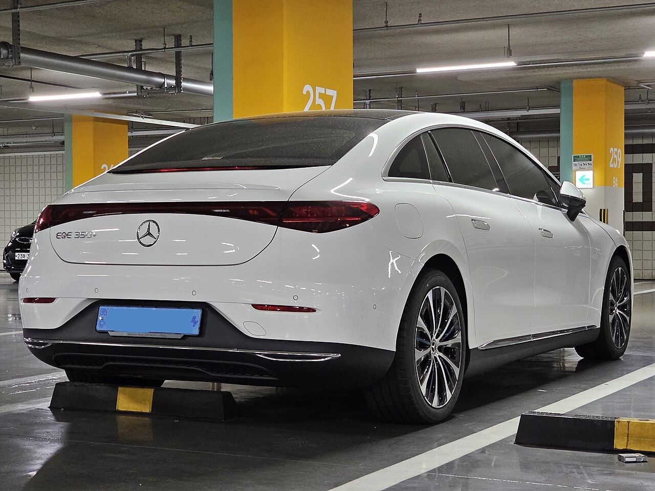 White Mercedes-Benz EQE 350+ V295 sedan rear view