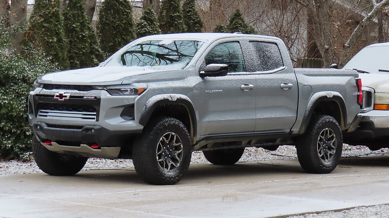 Grey 2023 Chevrolet Colorado ZR2 crew cab