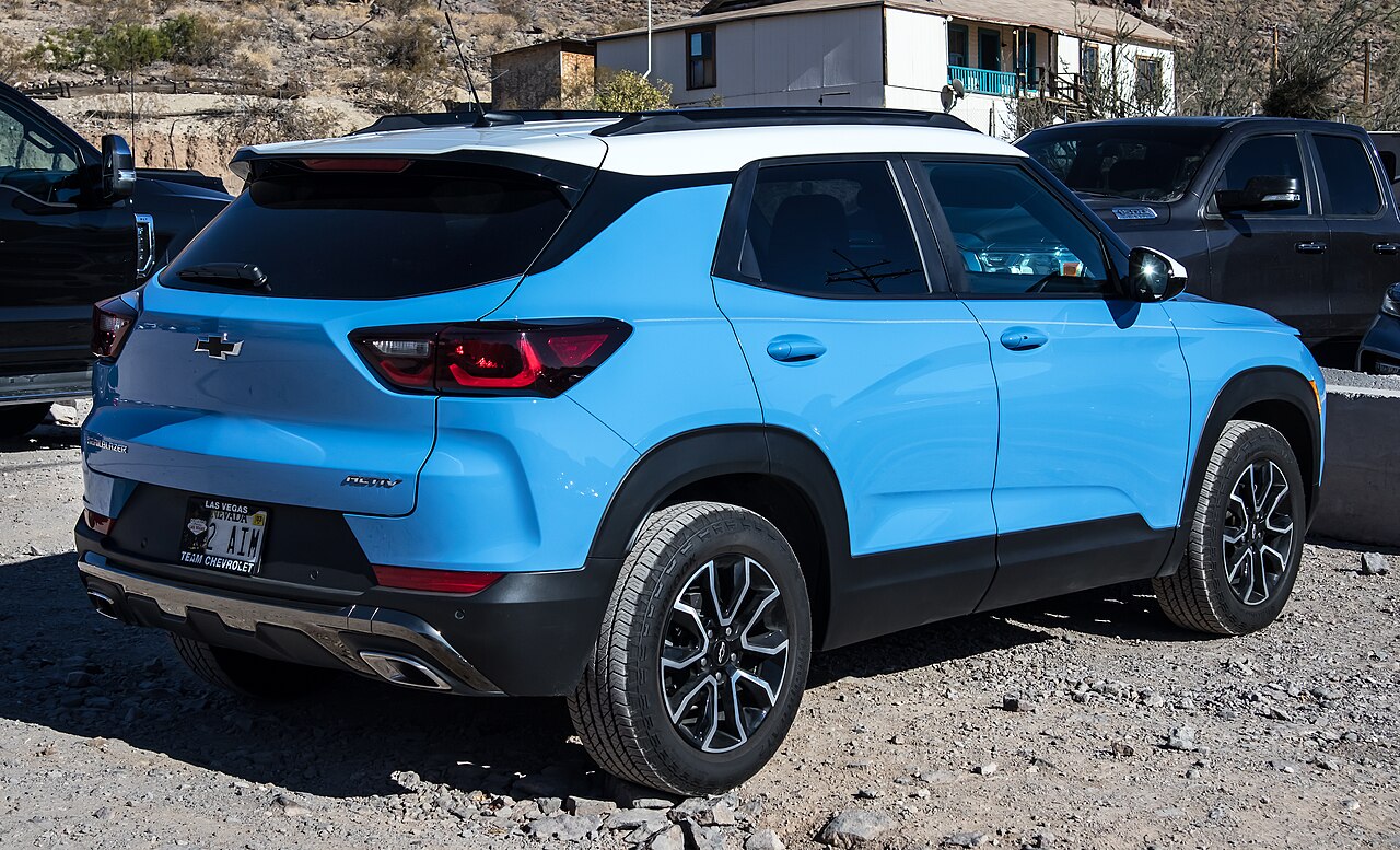 Blue Chevrolet Trailblazer ACTIV rear and side