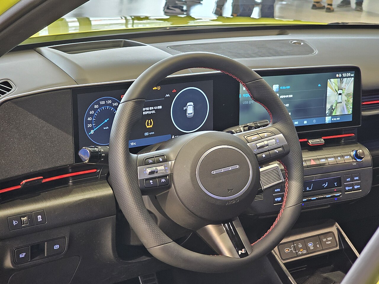 Hyundai Kona Electric N Line cockpit and column selector