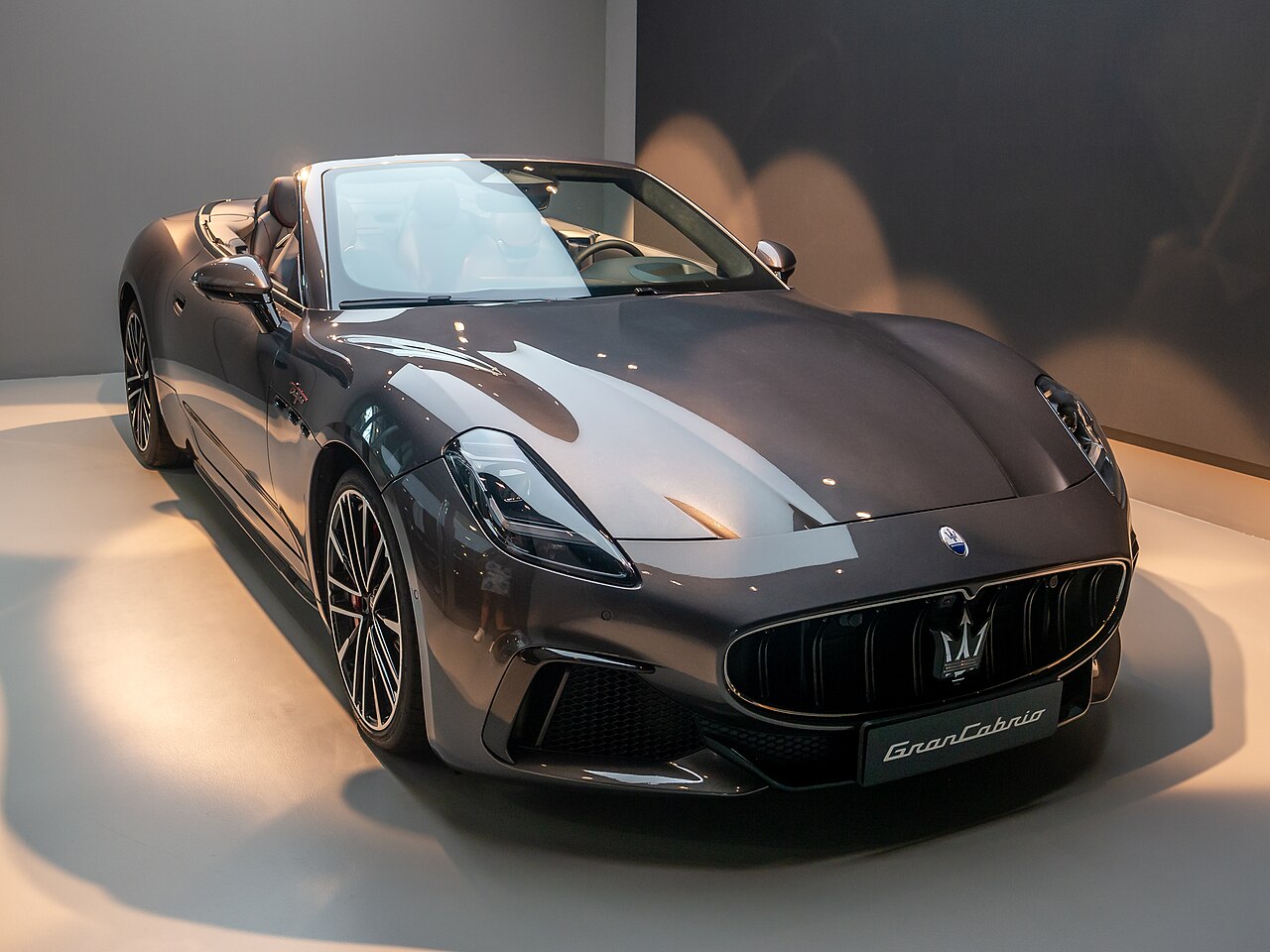 Grey Maserati GranCabrio Trofeo with roof lowered