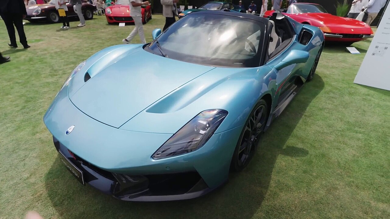 Maserati MCPURA Cielo displayed outdoors
